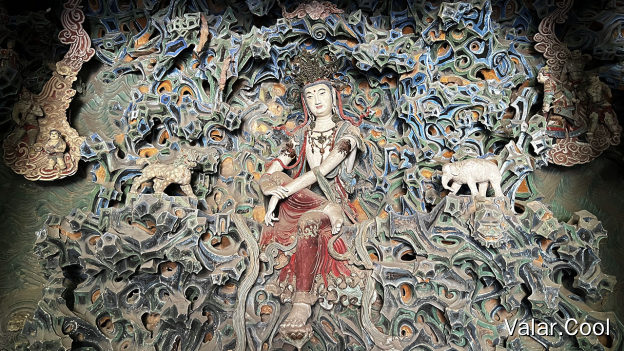 五彩悬山