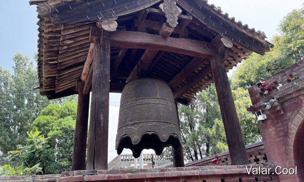 金代铸铁大钟